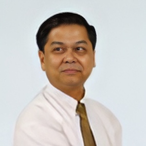 ผู้ช่วยศาสตราจารย์ ดร.เผชิญ กิจระการ